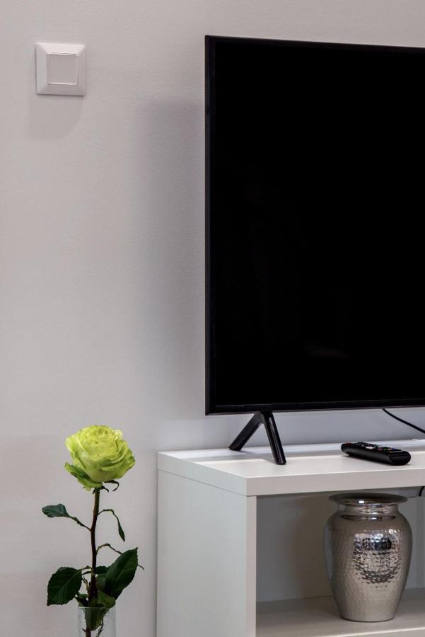 Premium Apartment By Hi5-King Street'S Luxury Budapest Exteriör bild