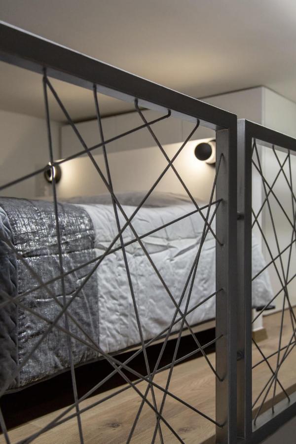 Premium Apartment By Hi5-King Street'S Luxury Budapest Exteriör bild