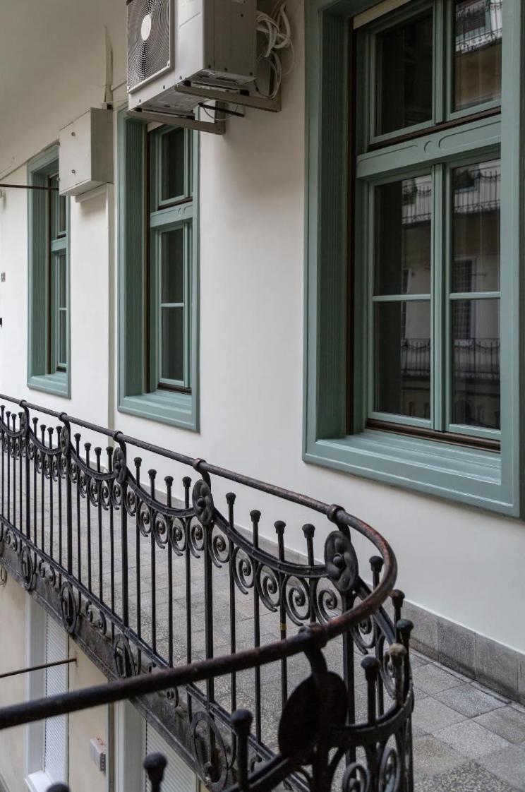 Premium Apartment By Hi5-King Street'S Luxury Budapest Exteriör bild